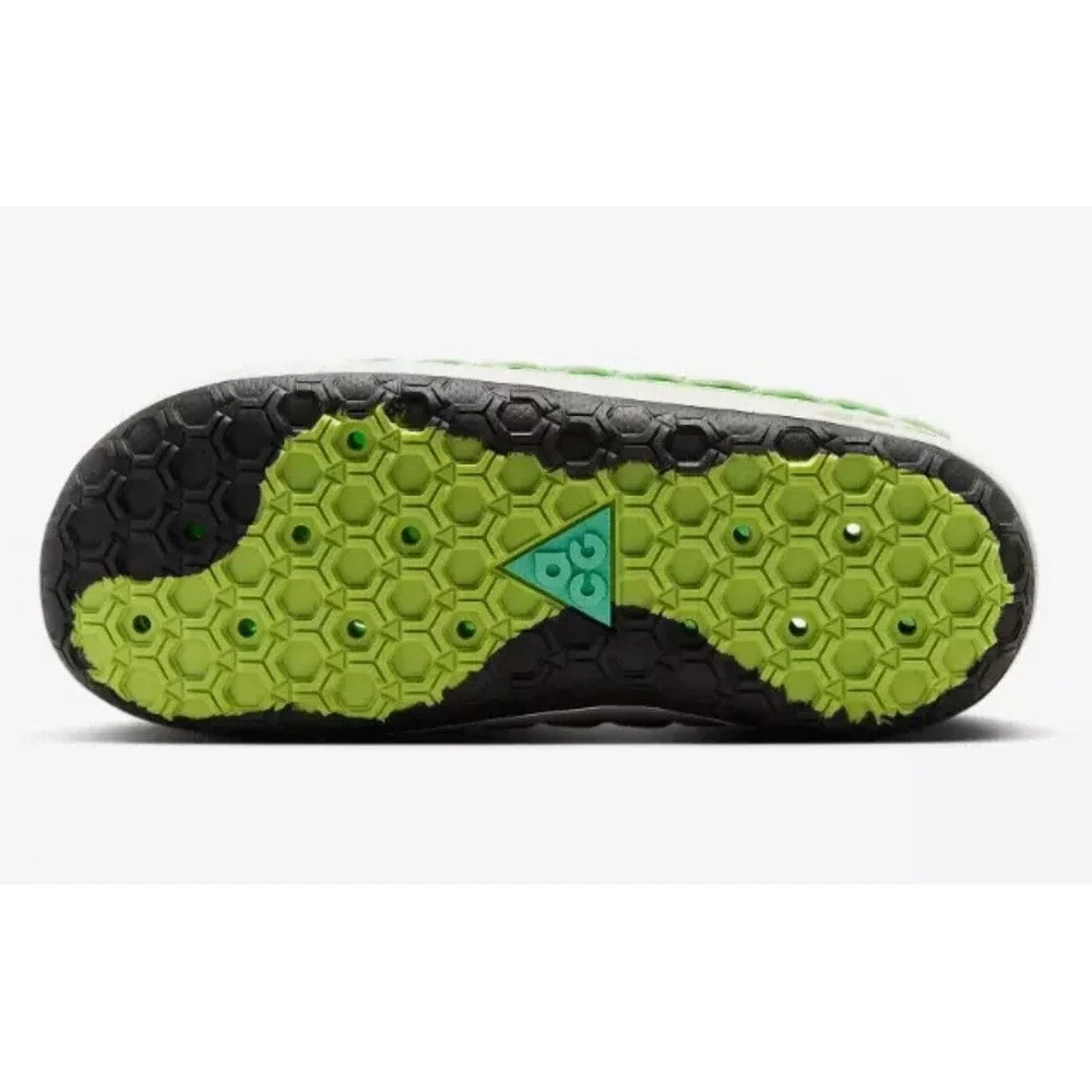 Size 10 - Nike ACG Watercat+ Vapor Green